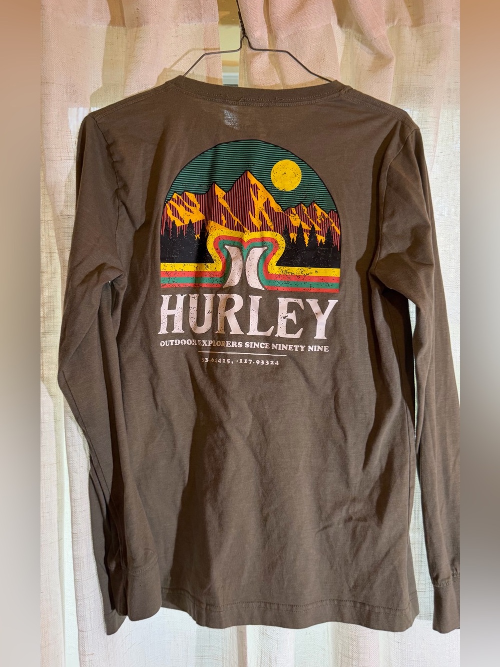 Hurley Charcoal Tee with Multicolor Retro Stripe Logo